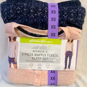 Woman’s Eddie Bauer Sleep Set